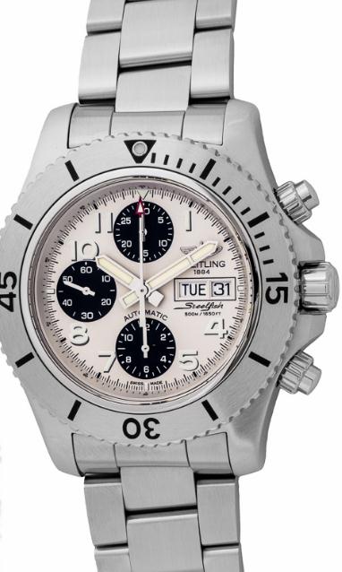The well-designed copy Breitling Superocean A13341C3 watches have silvery dials, white Arabic numerals, day and date windows, large hands and black chronograph sub-dials.