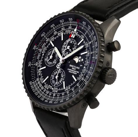 The sturdy fake Breitling Navitimer M1938022 watches are made from stainless steel.