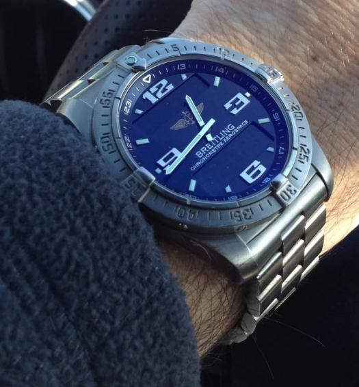 The stainless steel copy Breitling Aerospace Avantage watch have blue dial.