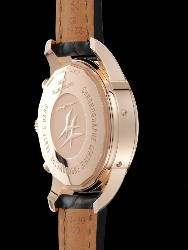 The 18k rose gold fake watches have brown leather straps.